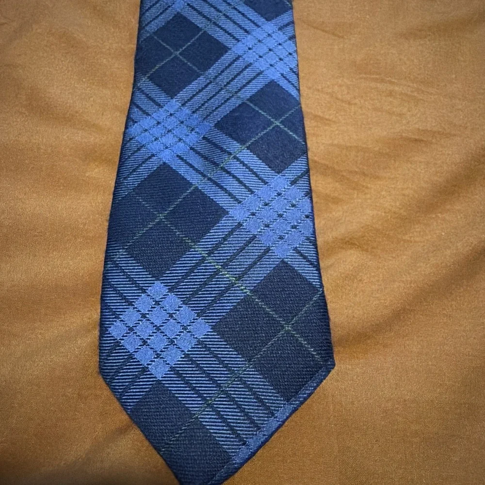 Ralph Lauren Blue Plaid Men's Necktie !